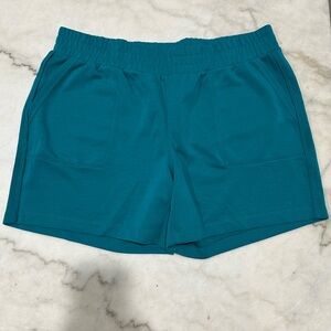 Mondetta Women’s Verdigris Tech Fleece Short - Size XXL